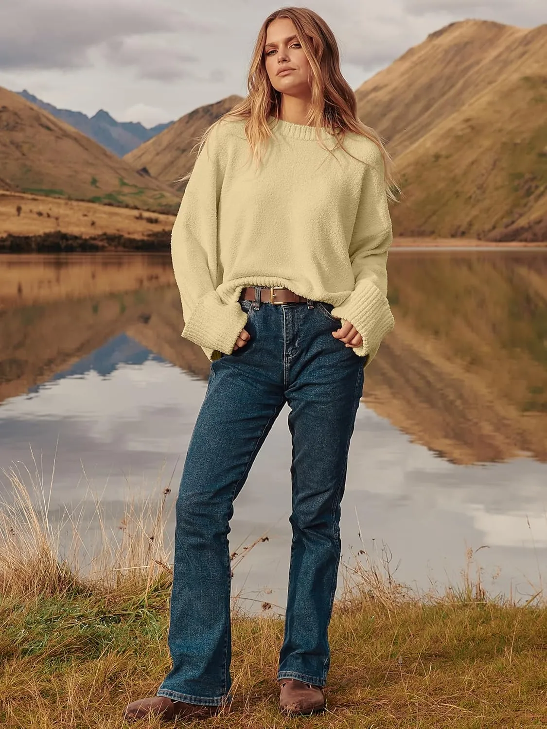 ANRABESS Women's Oversized Crewneck Long Sleeve Fuzzy Knit Casual Chunky Warm 2025 Fall Pullover Sweaters Top Trendy Outfits