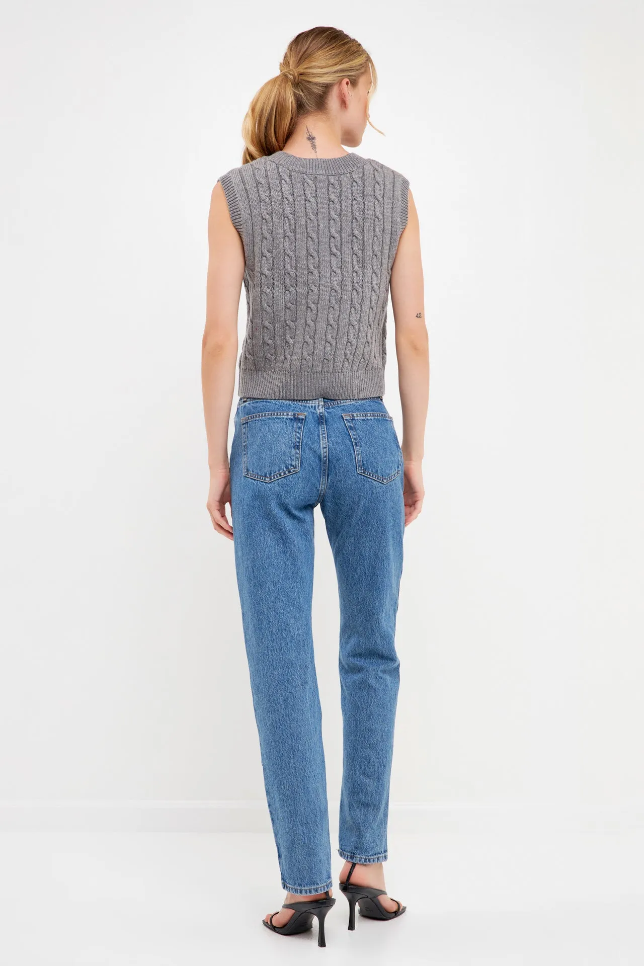Cable Knit Chunky Vest