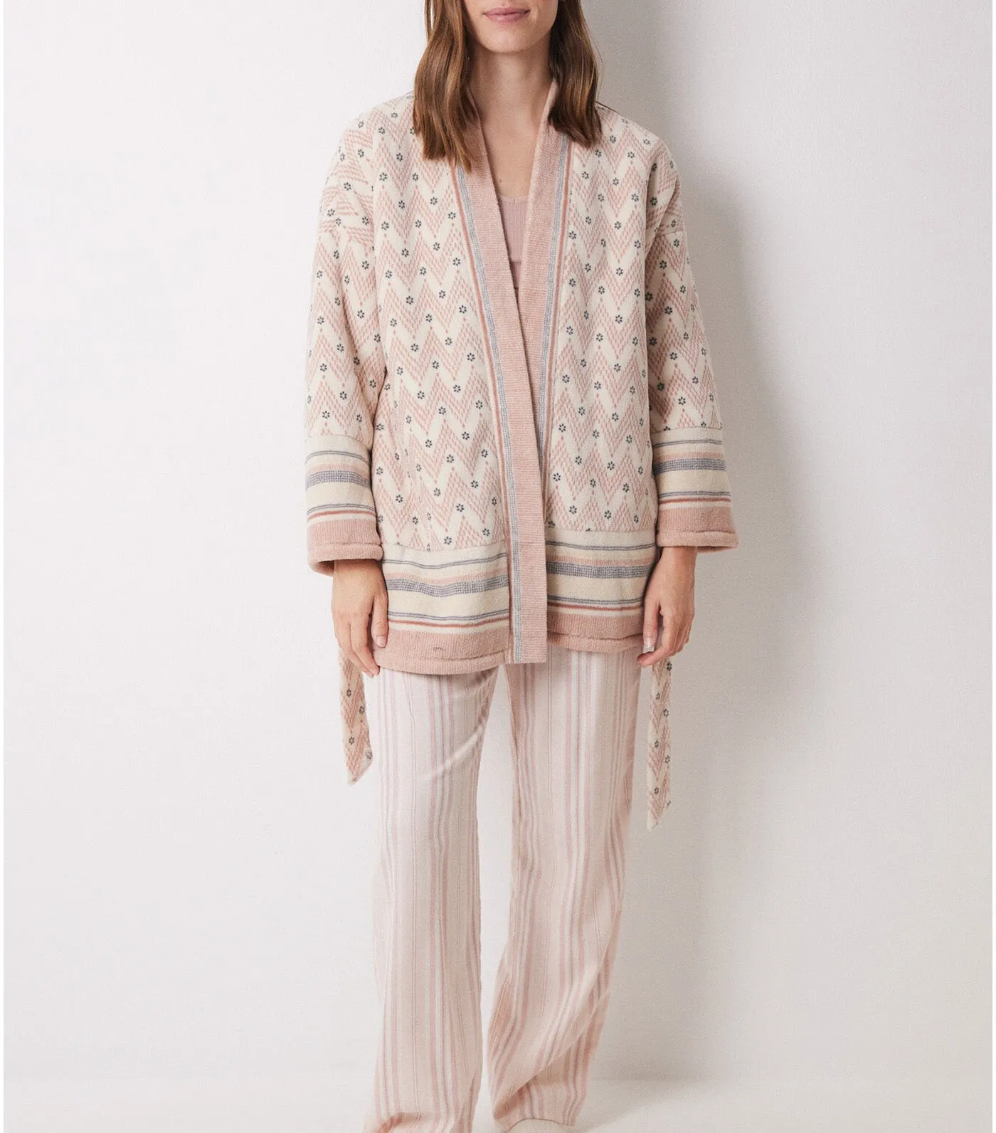 Short Fleece Robe with Herringbone Print Multi