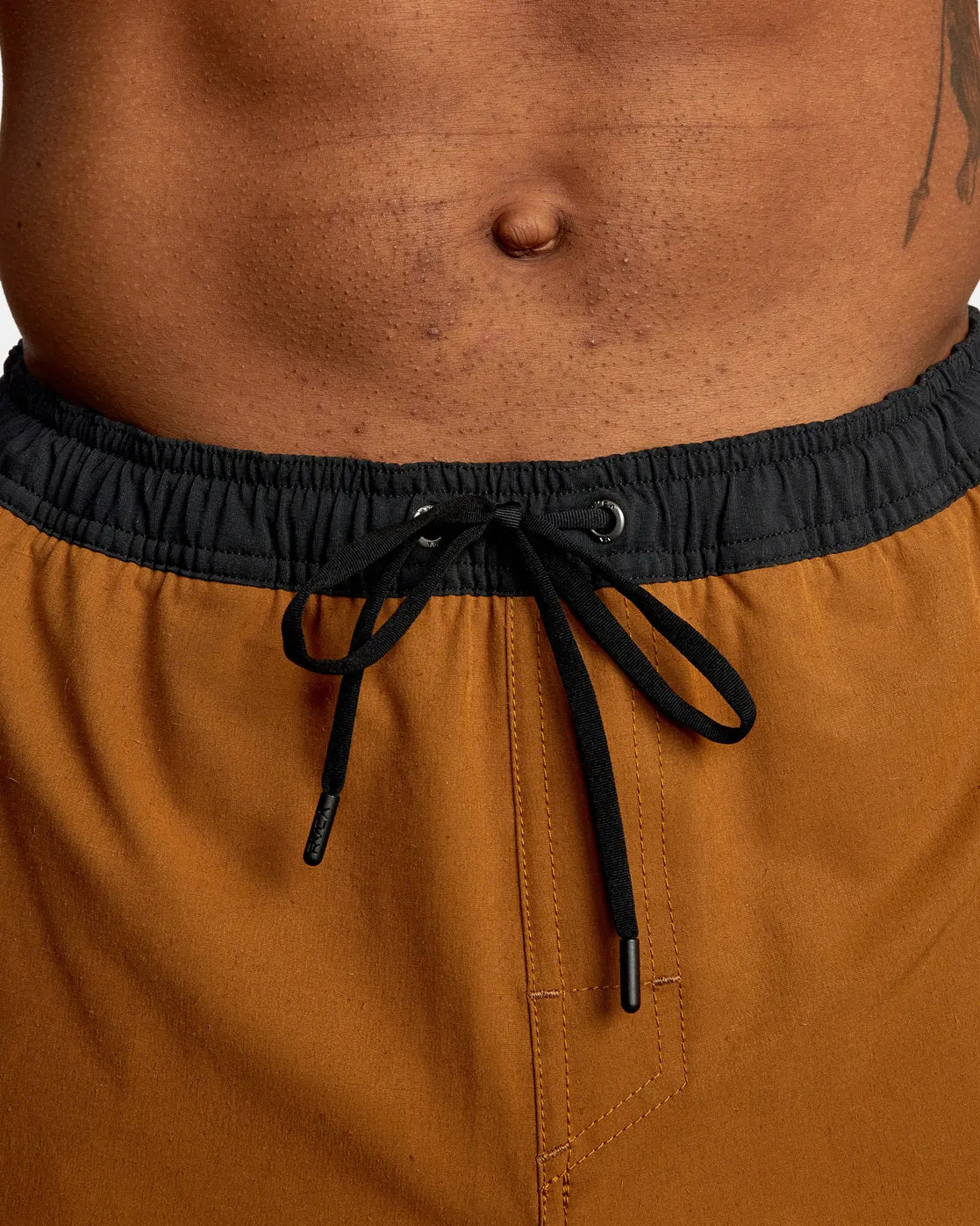 Yogger Hybrid 17" Athletic Shorts - Rubber