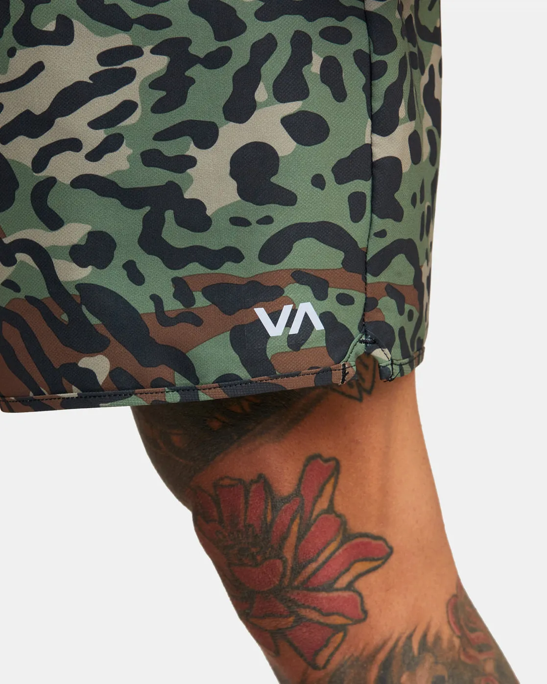 Yogger Stretch 17" Athletic Shorts - Animal Camo