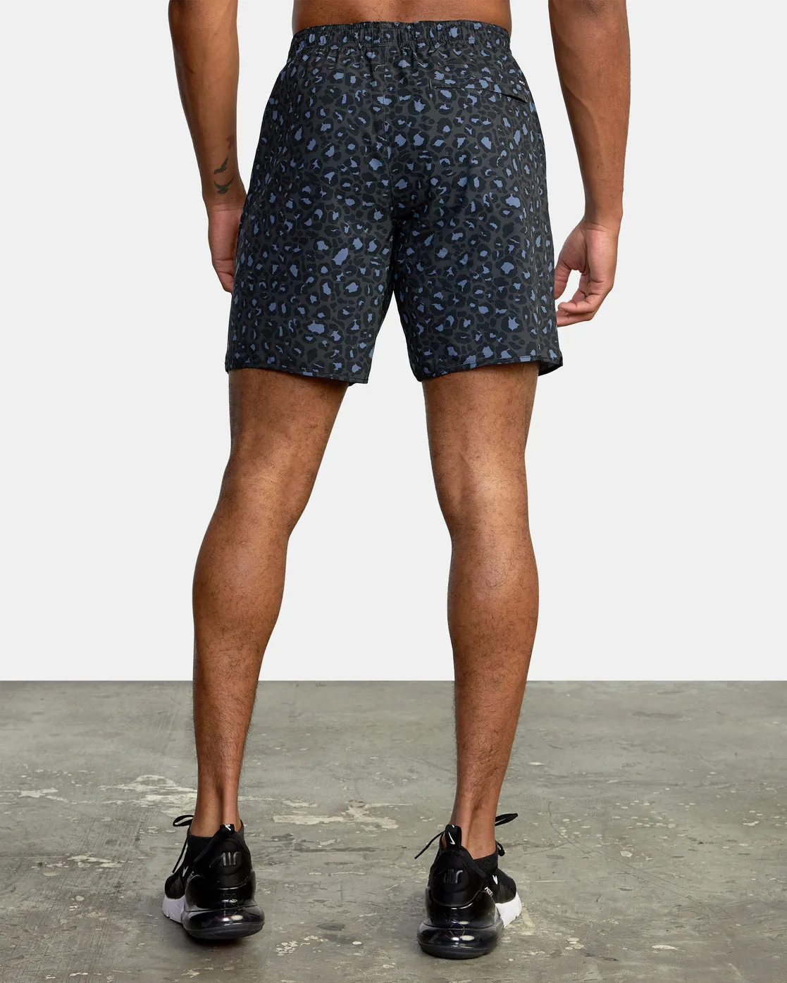 Yogger Stretch 17" Athletic Shorts - Leo