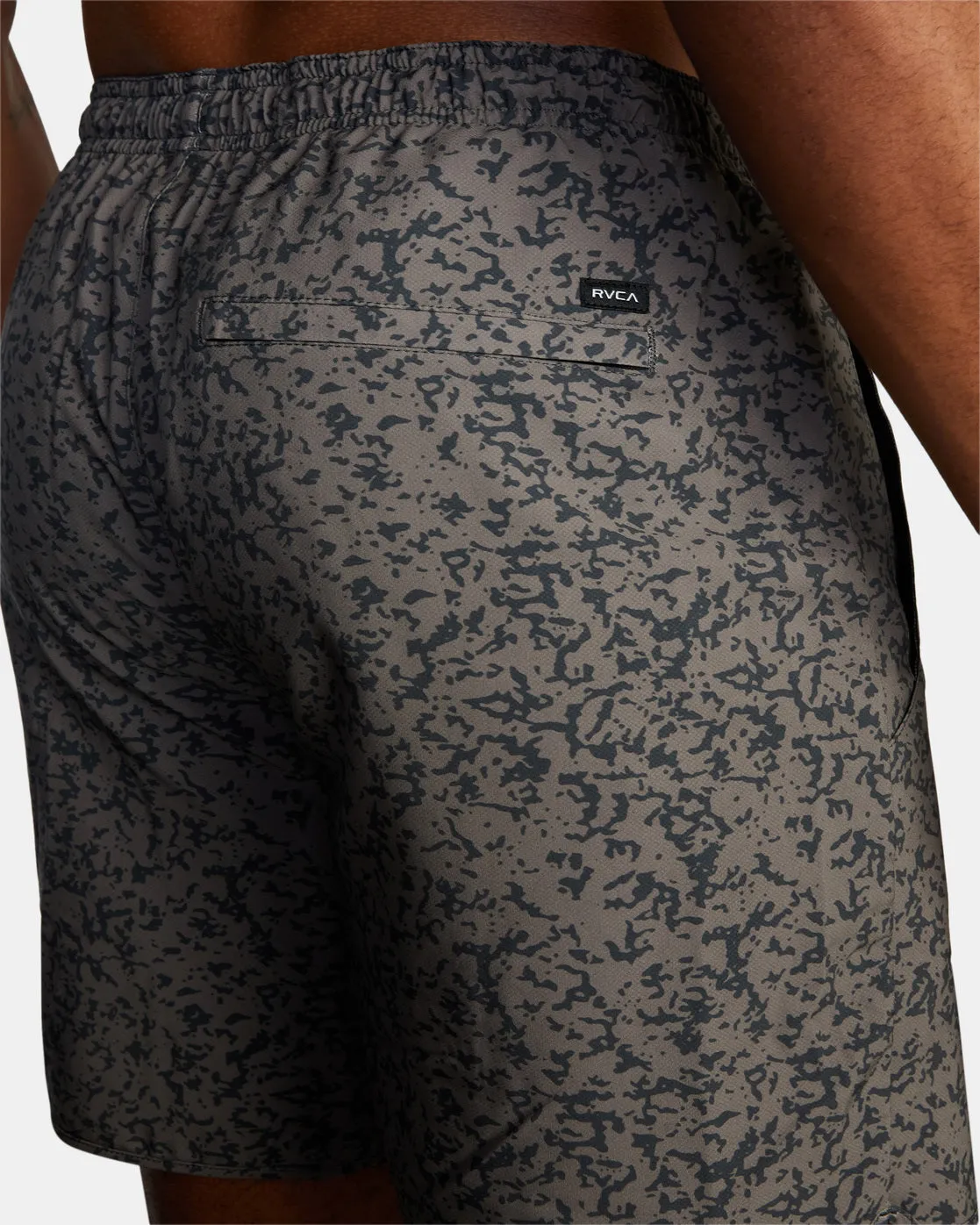 Yogger Stretch 17" Athletic Shorts - Mini Camo Mushroom