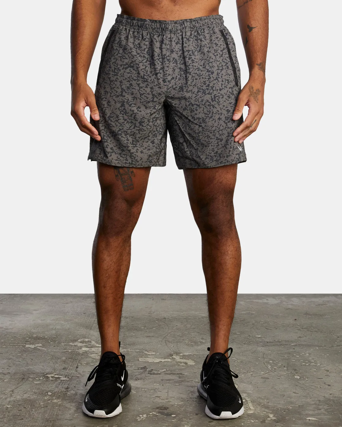 Yogger Stretch 17" Athletic Shorts - Mini Camo Mushroom