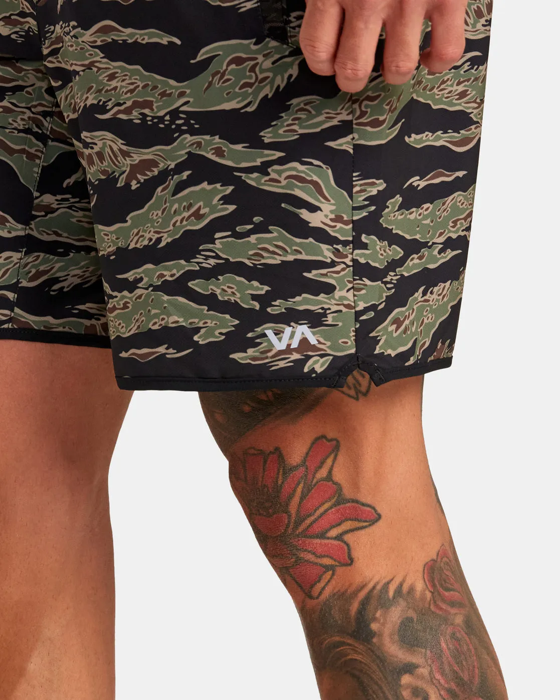 Yogger Stretch 17" Athletic Shorts - Tiger Camo