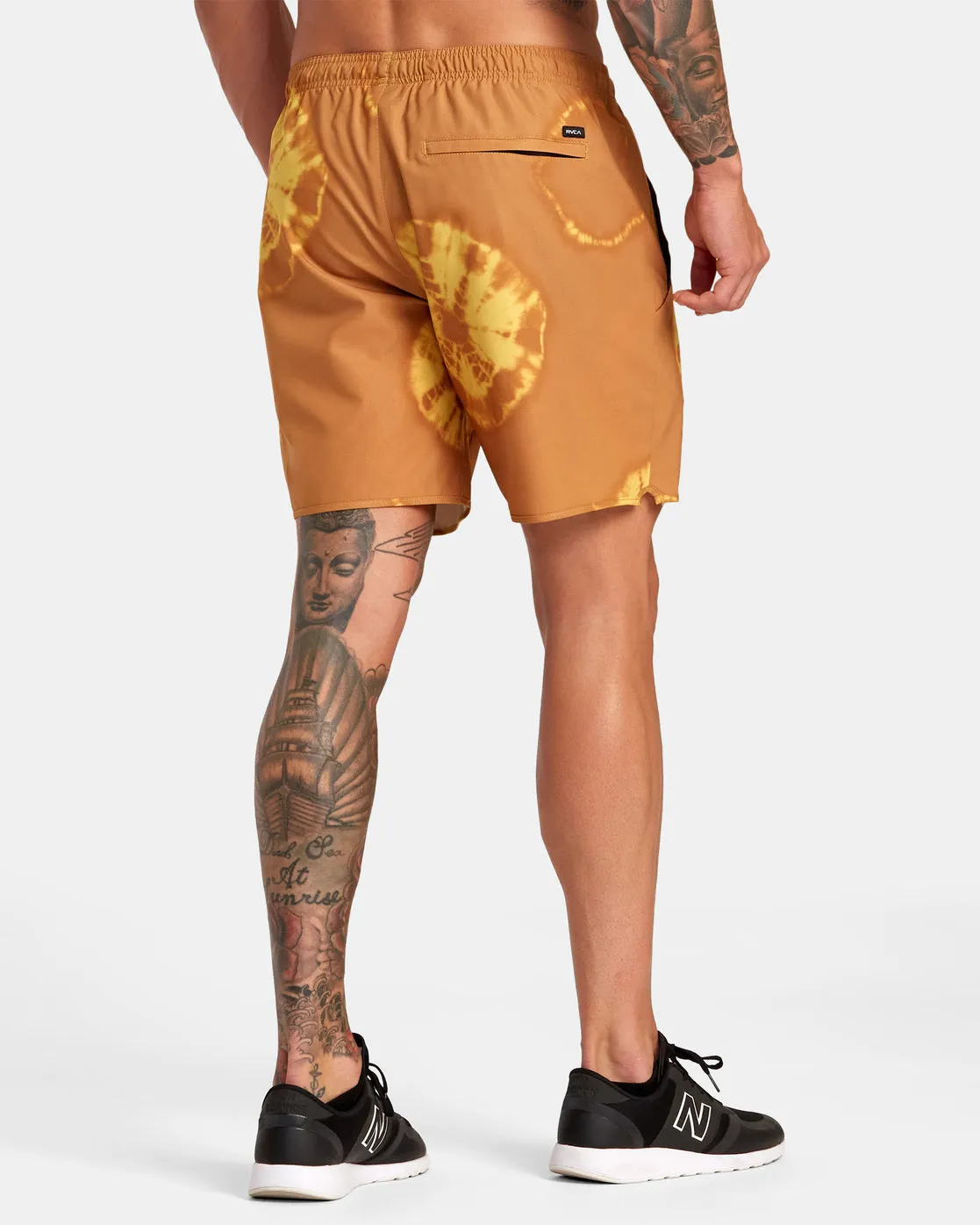 Yogger Stretch Elastic Waist Shorts 17" - Gold Tie Dye