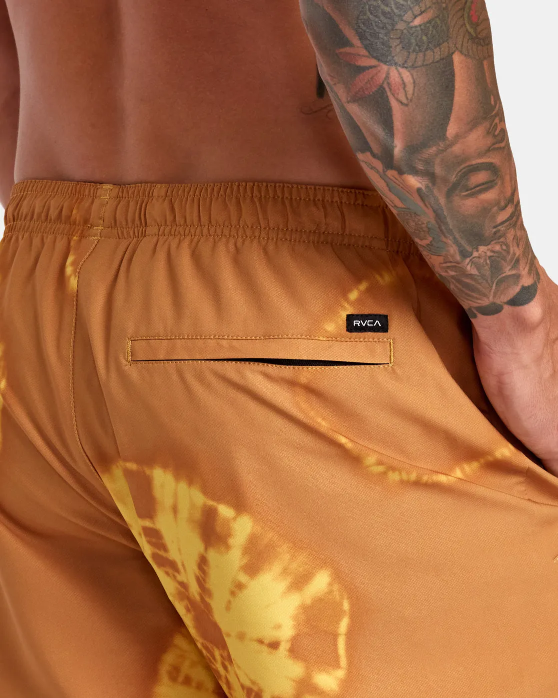 Yogger Stretch Elastic Waist Shorts 17" - Gold Tie Dye